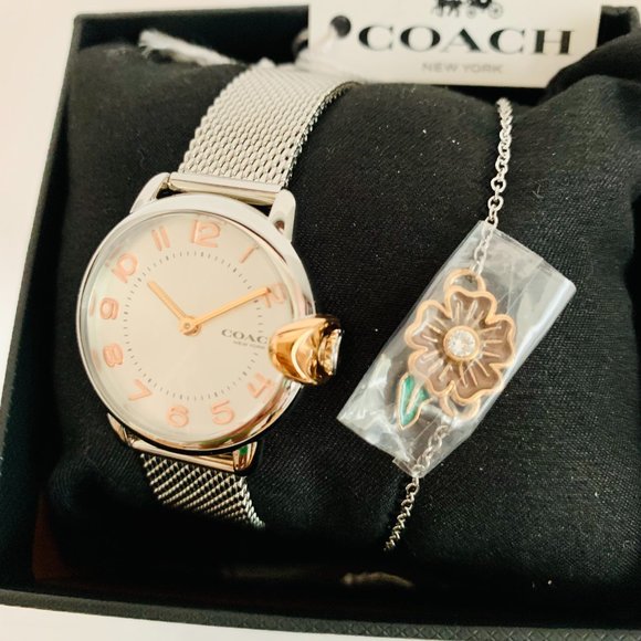 COACH WATCH AND BRACELET GIFT SET - Picture 2 of 9